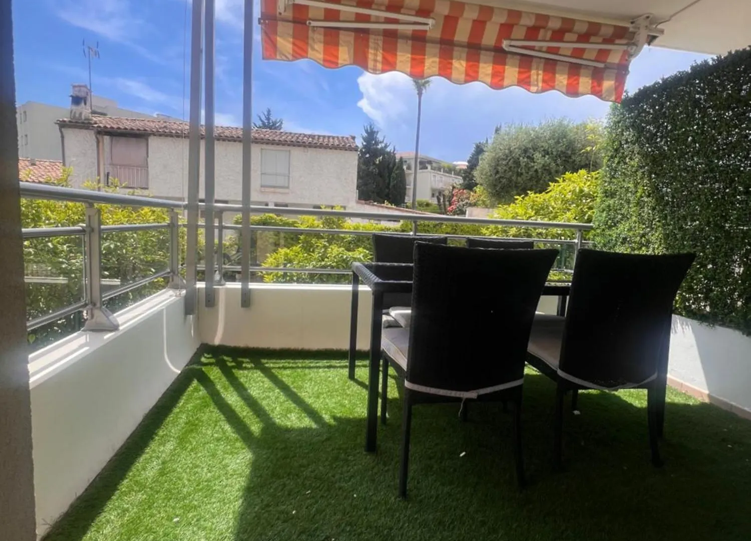 Appartement Renove, Terrasse, Parking Saint-Laurent-du-Var 0*,  France