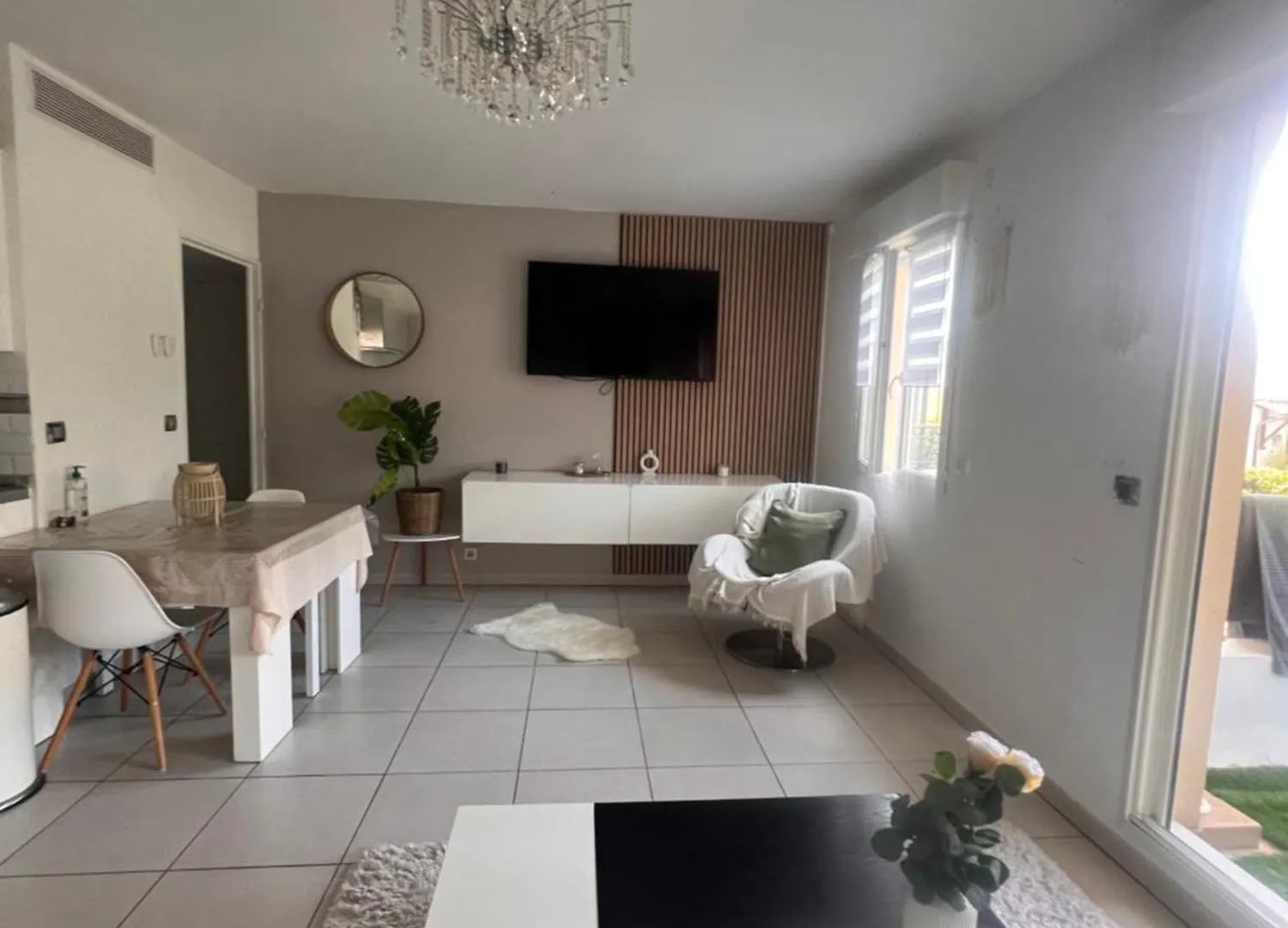 Apartment Appartement Renove, Terrasse, Parking Saint-Laurent-du-Var France