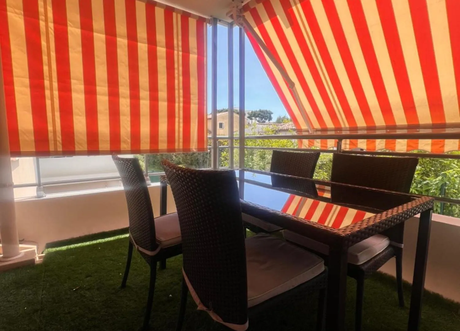 Appartement Renove, Terrasse, Parking Saint-Laurent-du-Var Apartment